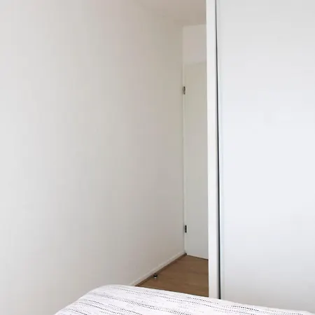 Spacious 69 M Nest With Balcony Aubervilliers