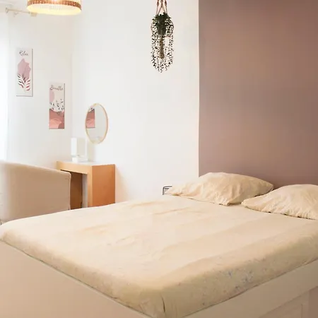 Spacious 69 M Nest With Balcony