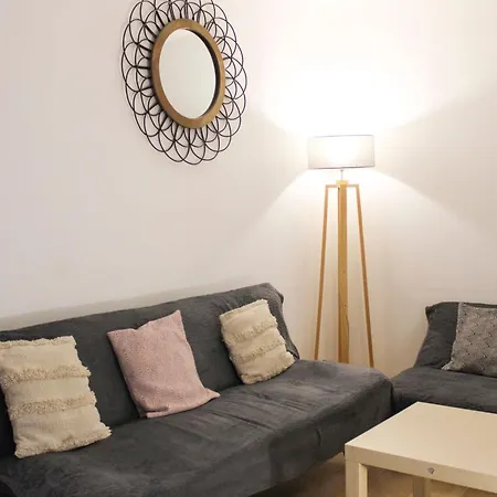 Apartment Spacious 69 M Nest With Balcony Aubervilliers